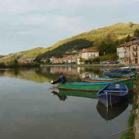 Precioso Atico Con Parking Privado. Vistas Al Rio Appartement Limpias Buitenkant foto