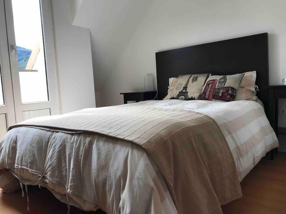 Precioso Atico Con Parking Privado. Vistas Al Rio Appartement Limpias Buitenkant foto