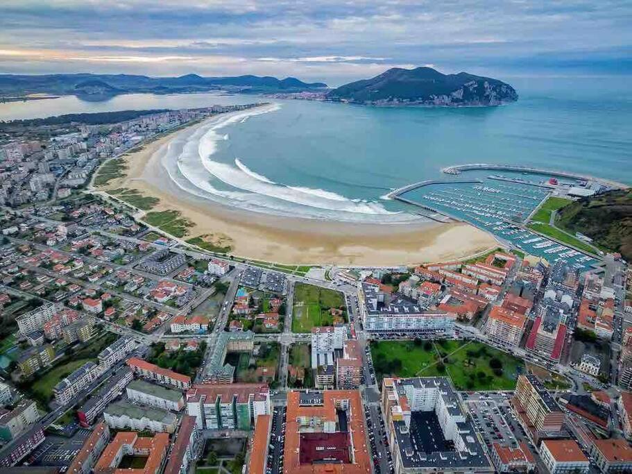 Precioso Atico Con Parking Privado. Vistas Al Rio Appartement Limpias Buitenkant foto